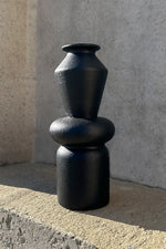 El Yapımı Doğal Seramik Siyah Barok Vazo
